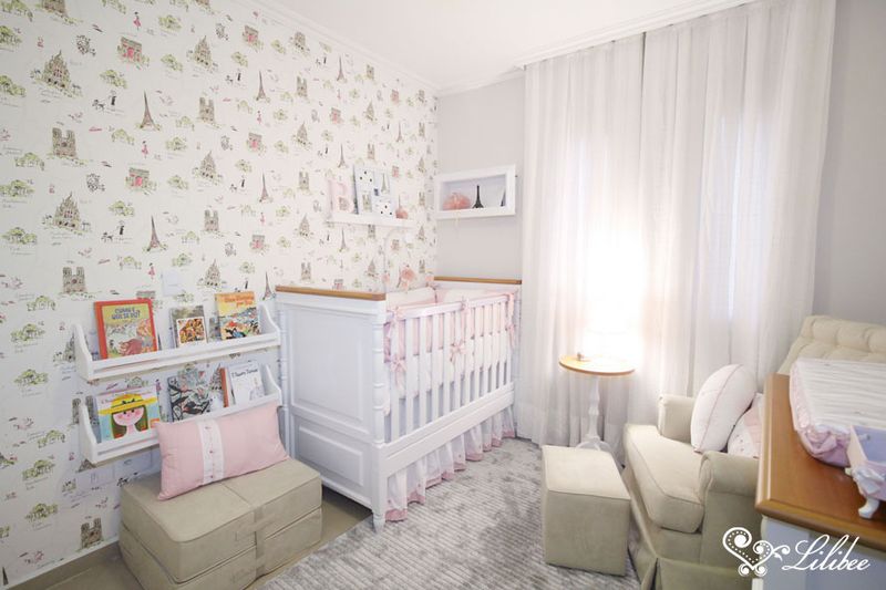 Quarto Bella em Paris visão geral