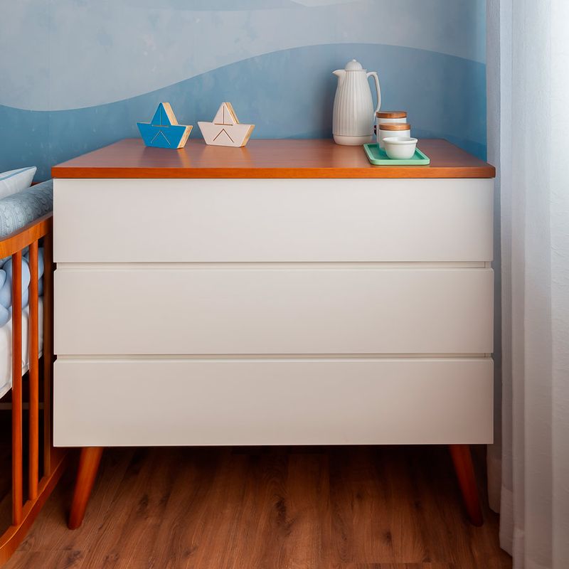 Comoda-de-Bebe-Viena-Branco-com-Pe-e-Tampo-Mel-1