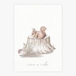 Quadro-Infantil-Esquilo-na-Floresta-Bege---Vertical-1