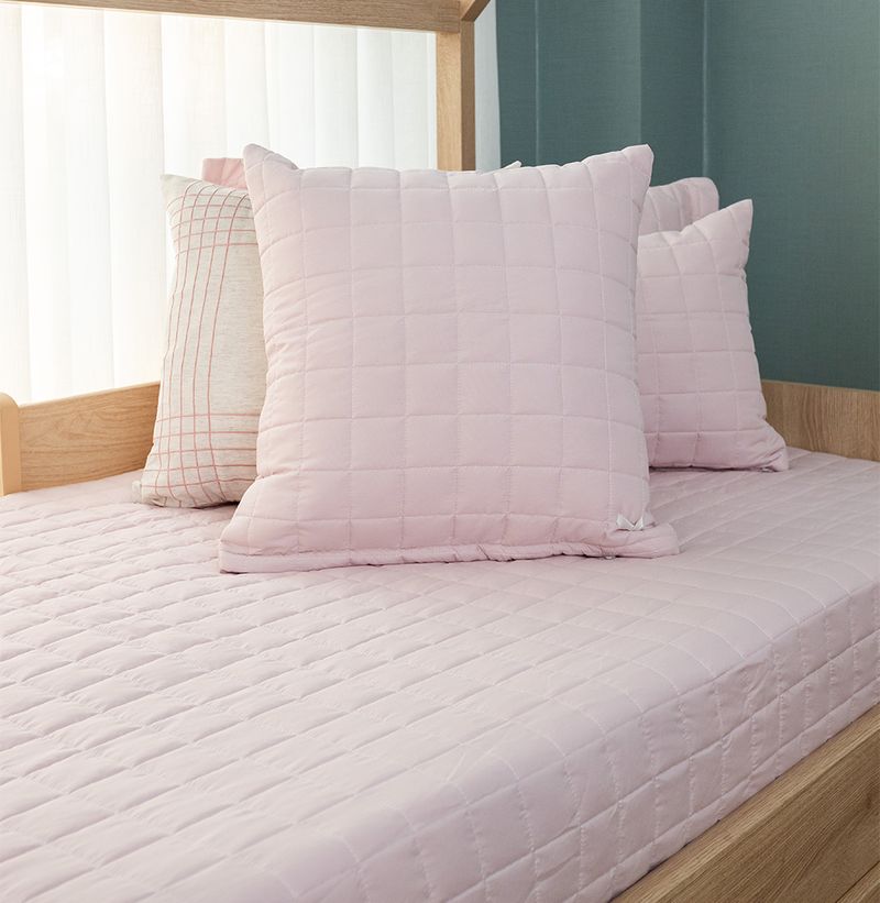 Capa-de-Almofada-Quadradinho-Chambre-50x50cm---Rosa-Nuvem-1