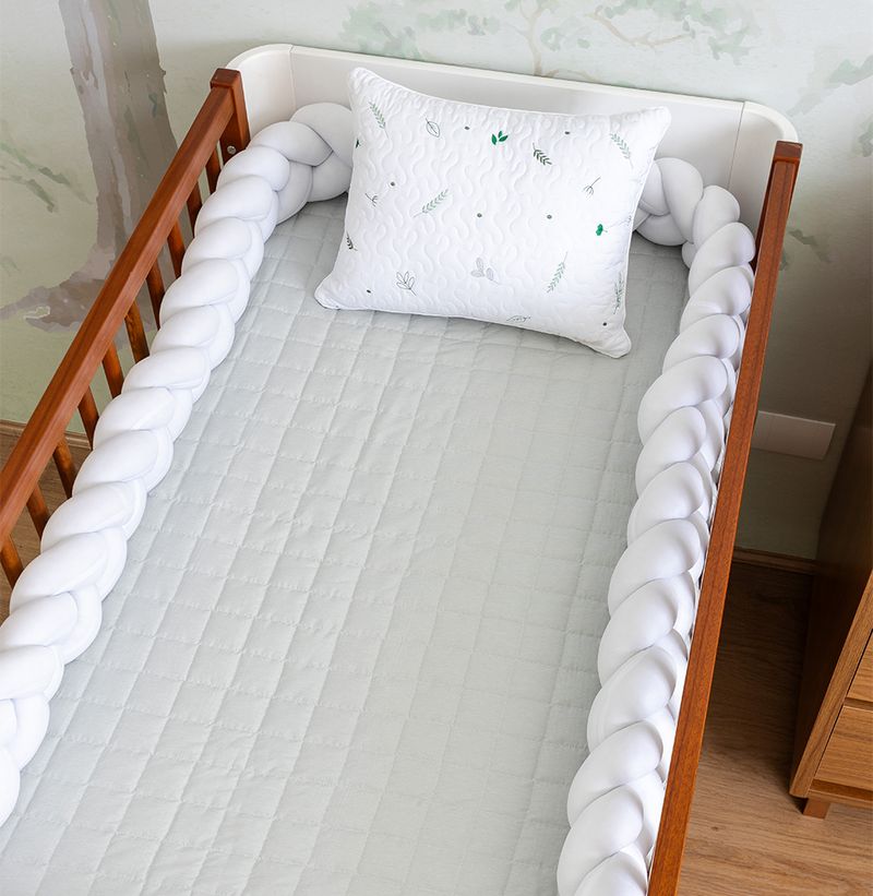 Colcha-para-Berco-Quadradinho-Chambre---Verde-Mescla-2